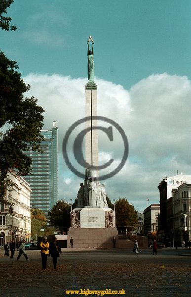 Freedom Monument (Brivibas Piemineklis)