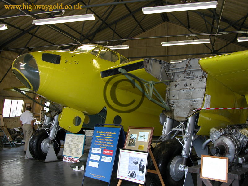 DH98 Mosquito I prototype