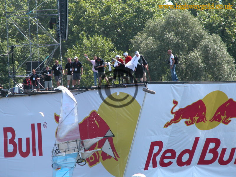 Redbull Flugtag 2003