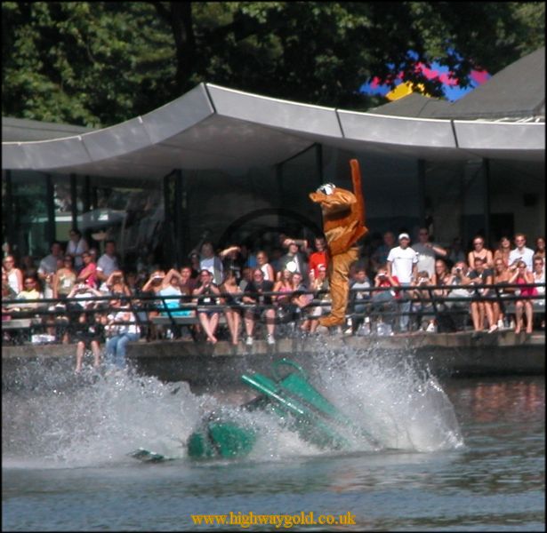 Redbull Flugtag 2003