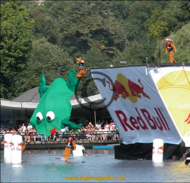Redbull Flugtag 2003