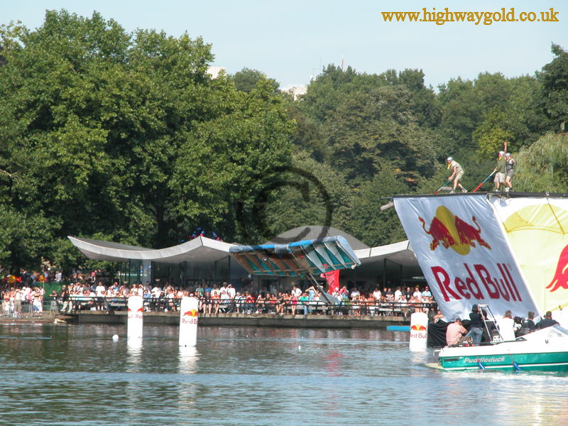 Redbull Flugtag 2003