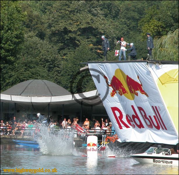 Redbull Flugtag 2003