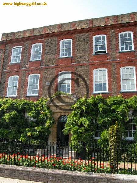 Peckover House