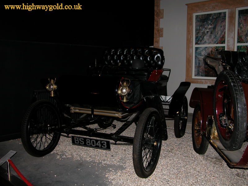 1903 Oldsmobile Curved Dash