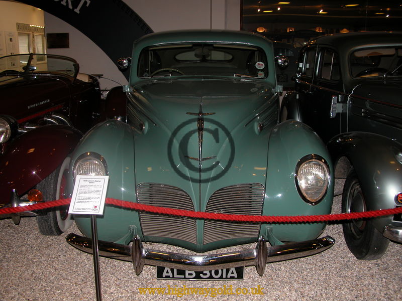 1938 Lincoln Zephyr Sedan