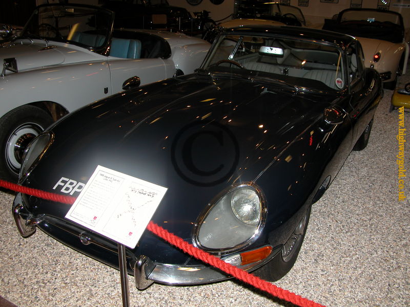 1965 Jaguar E-Type 4.2 Litre FHC