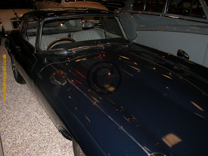 1965 Jaguar E-Type 4.2 Litre FHC