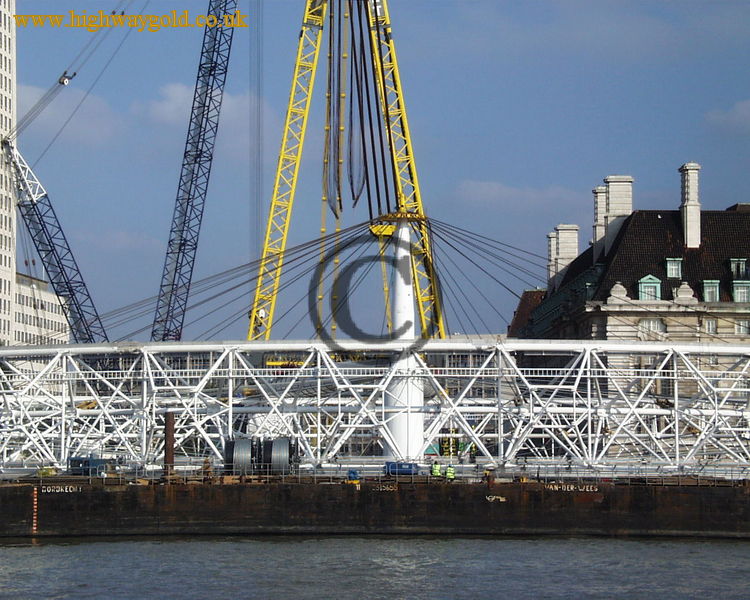 Construction of the Millennium Wheel
