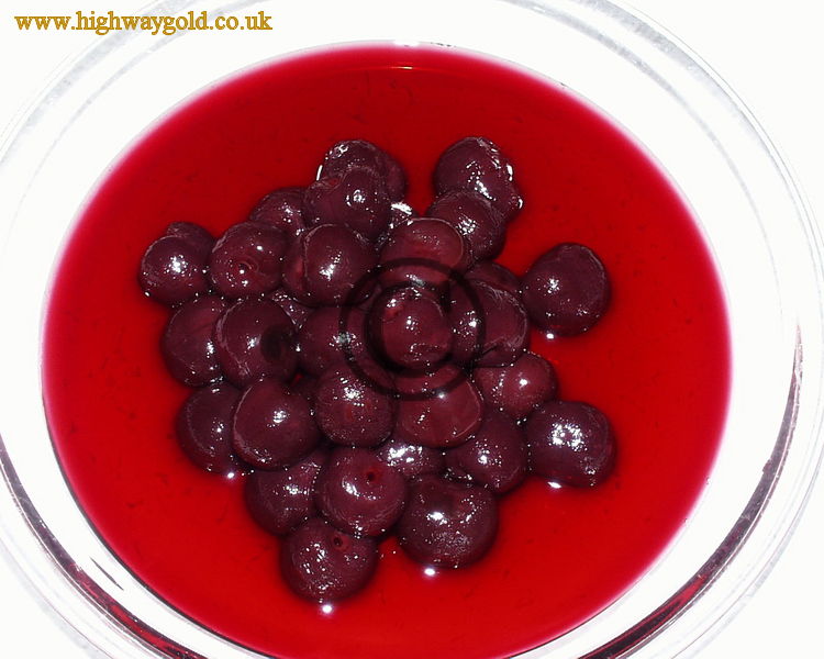 Cherries in sugar syrup