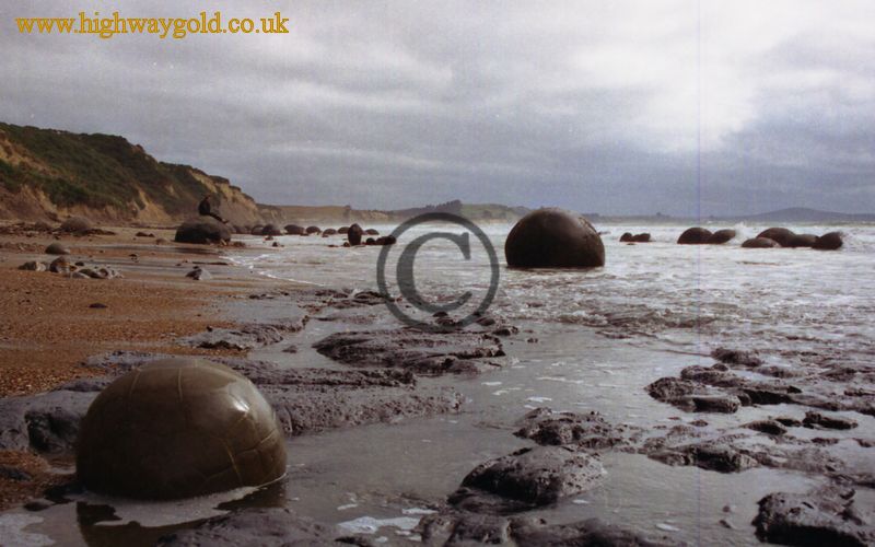 Moeraki Boulders