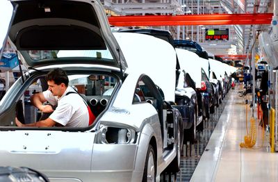 Audi TT car assembly line