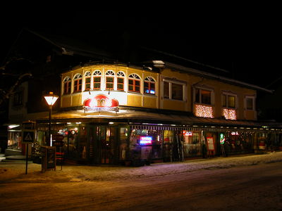 Mo's Tavern