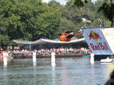 Redbull Flugtag 2003