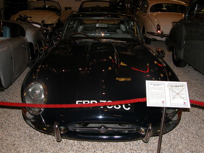 1965 Jaguar E-Type 4.2 Litre FHC