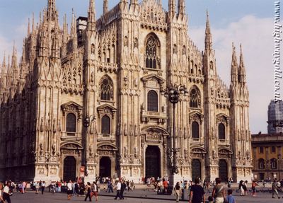 The world's fourth largest church.